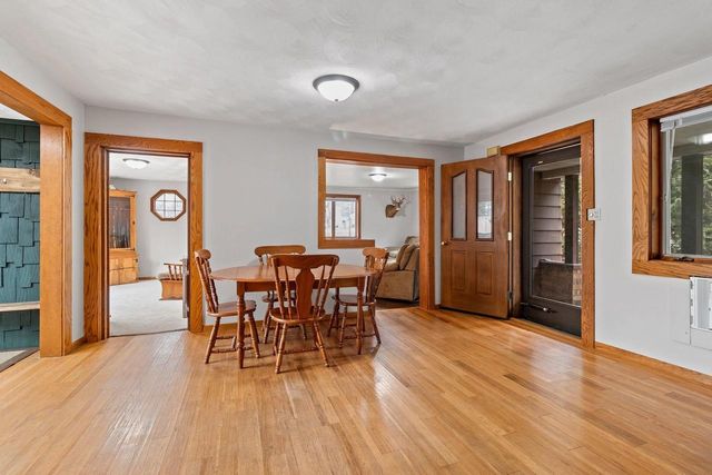 E8557 WEYAUWEGA ROAD, New London, WI 54961