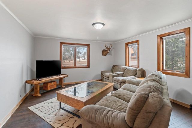 E8557 WEYAUWEGA ROAD, New London, WI 54961