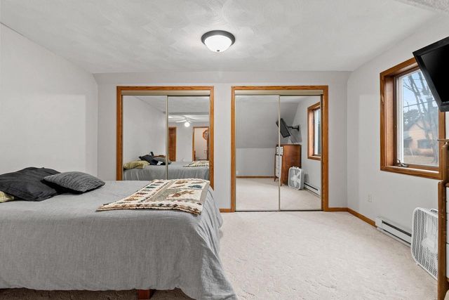 E8557 WEYAUWEGA ROAD, New London, WI 54961