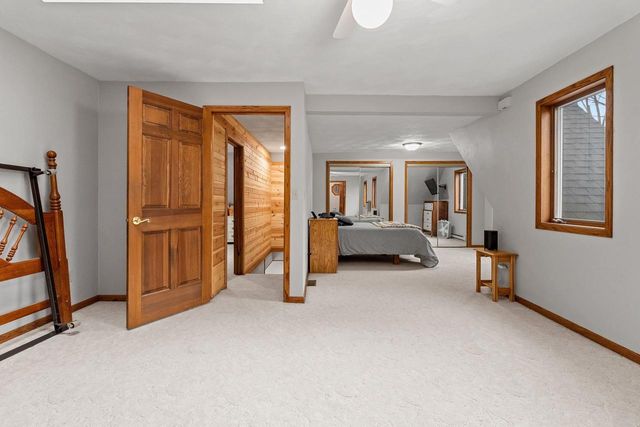 E8557 WEYAUWEGA ROAD, New London, WI 54961