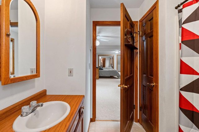 E8557 WEYAUWEGA ROAD, New London, WI 54961