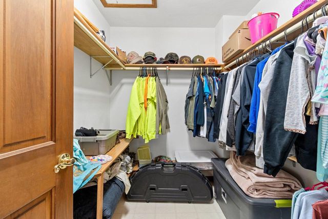 E8557 WEYAUWEGA ROAD, New London, WI 54961