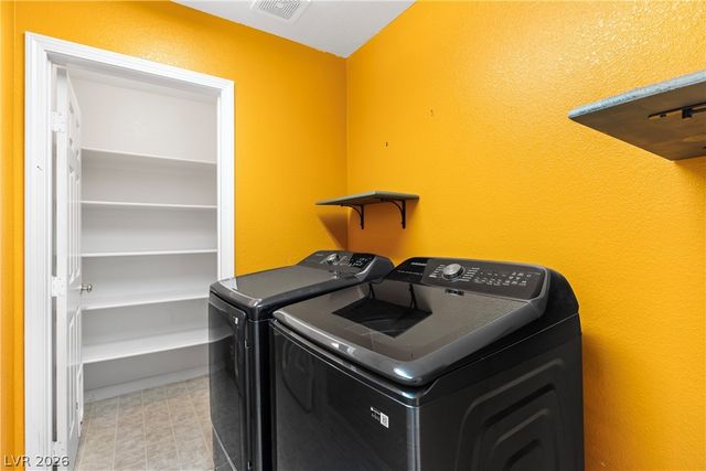 8436 Clear Avenue, Las Vegas, NV 89147