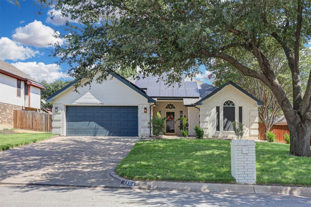 7104 Cook Circle, North Richland Hills, TX 76182 — exterior