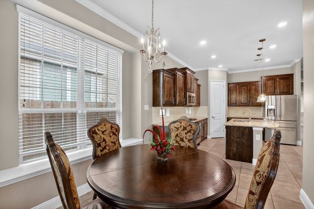 510 Garden Avenue, Euless, TX 76039