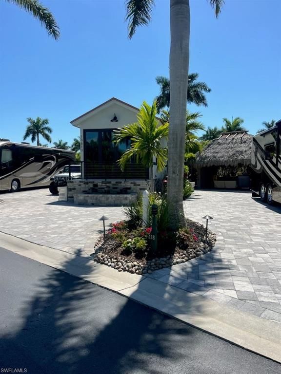 13613 Snapper LN, NAPLES, FL 34114 — exterior
