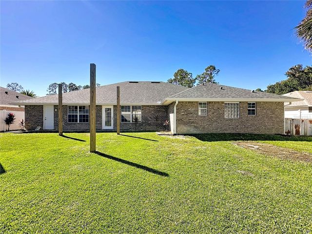 6 LLOWICK COURT, Palm Coast, FL 32164