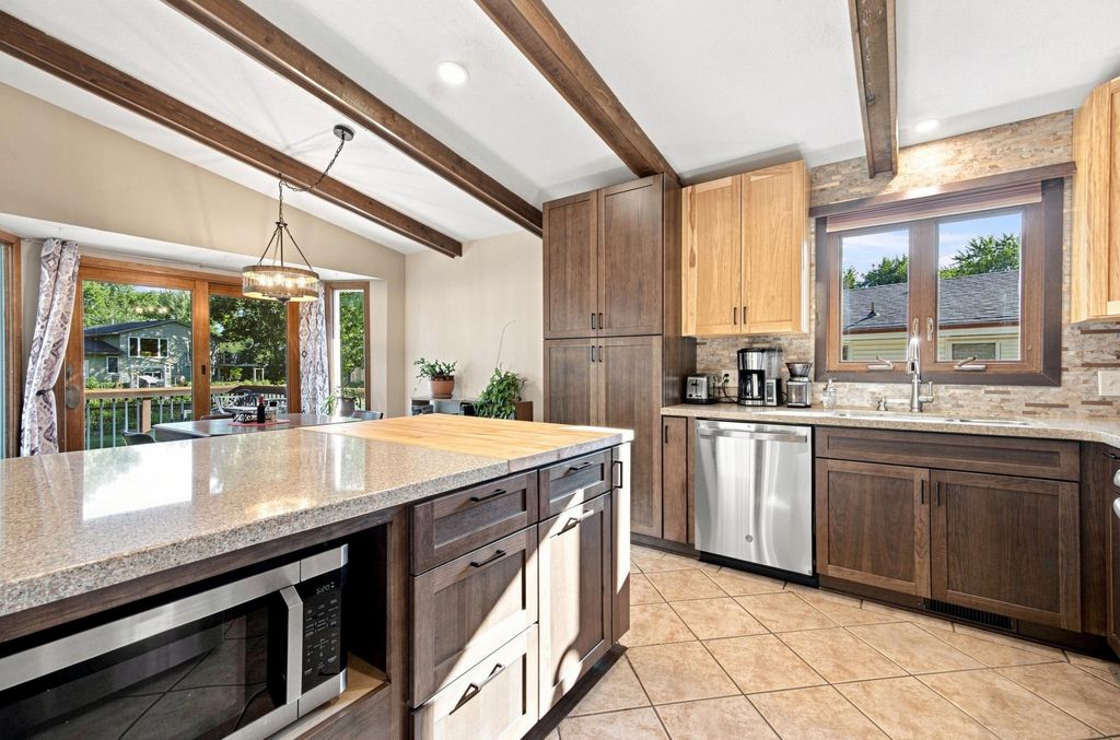 1530 Lois Drive, Shoreview, MN 55126 — photo 5