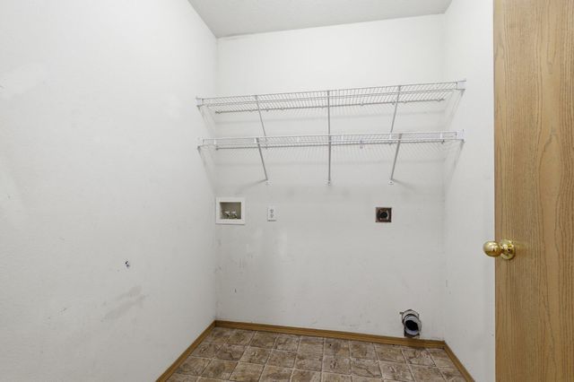 2738 E Moonlight Street, Republic, MO 65738