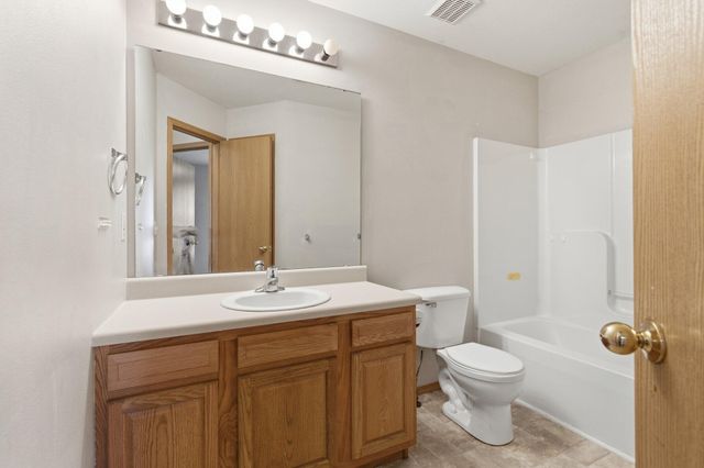 2738 E Moonlight Street, Republic, MO 65738