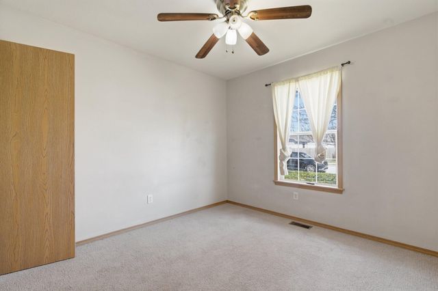 2738 E Moonlight Street, Republic, MO 65738