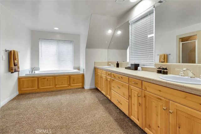 28301 Bern Lane, Lake Arrowhead, CA 92352