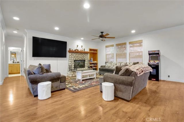 28301 Bern Lane, Lake Arrowhead, CA 92352