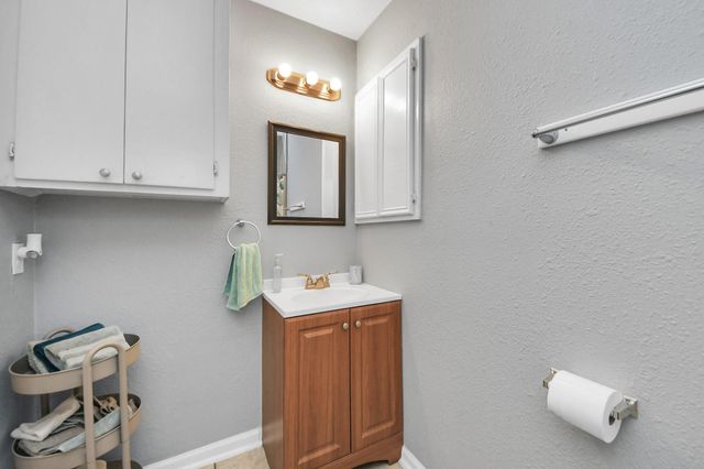 2806 Oak Drive, Dickinson, TX 77539