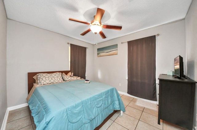 2806 Oak Drive, Dickinson, TX 77539