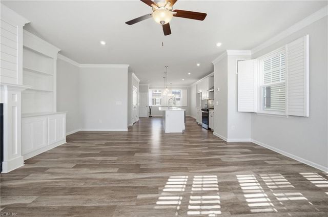 427 Life Tree TRL, Chesapeake, VA 23323