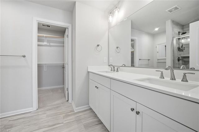 427 Life Tree TRL, Chesapeake, VA 23323