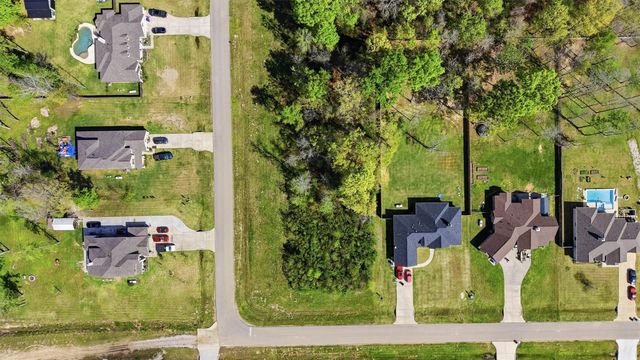 310 Road 6615, Dayton, TX 77535