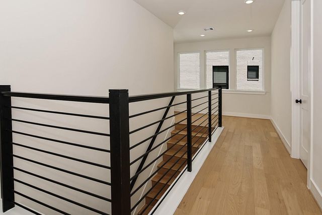 38 Honeycomb Ridge Place, The Woodlands, TX 77380
