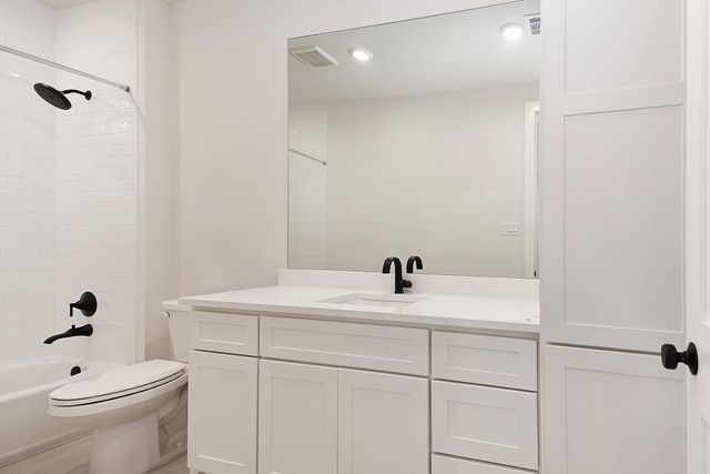 38 Honeycomb Ridge Place, The Woodlands, TX 77380