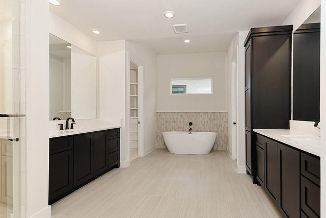 38 Honeycomb Ridge Place, The Woodlands, TX 77380