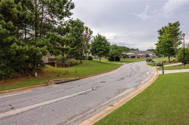 2520 Westchester Way SE, Conyers, GA 30013