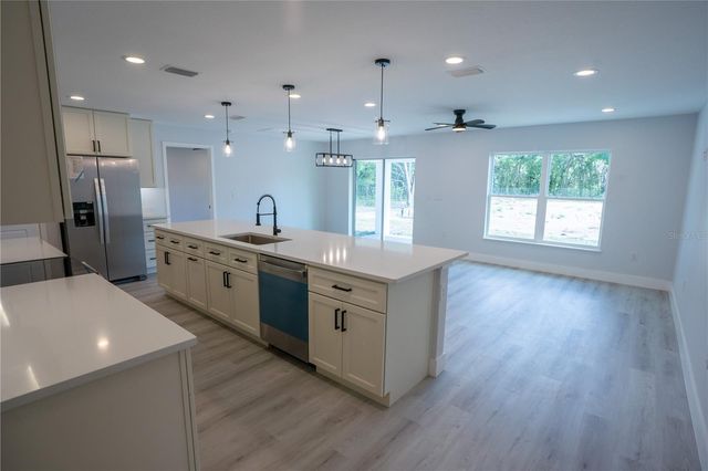 13498 106TH STREET, Dunnellon, FL 34432