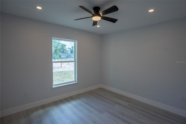 13498 106TH STREET, Dunnellon, FL 34432