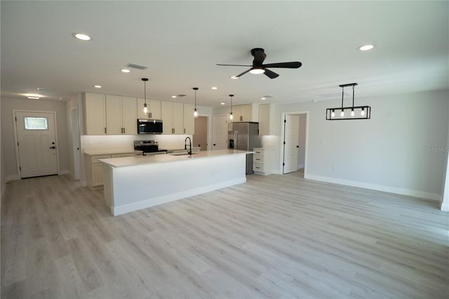 13498 106TH STREET, Dunnellon, FL 34432