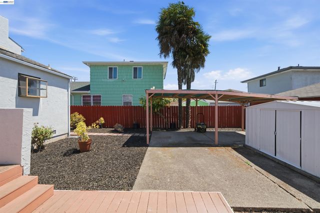 10517 Voltaire Ave, Oakland, CA 94603