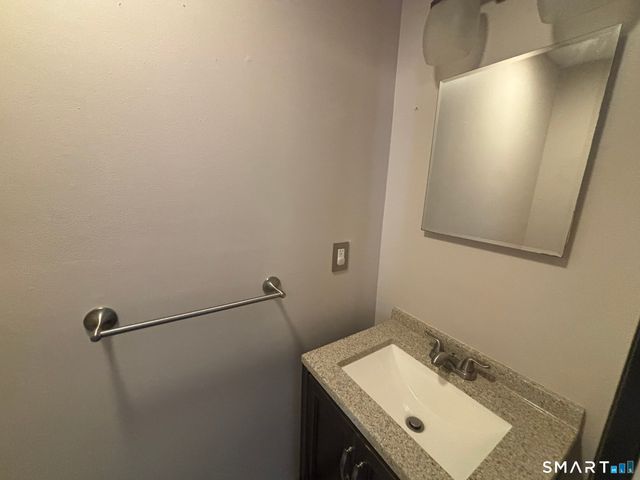 39 Horton Hill Road 6G, Naugatuck, CT 06770