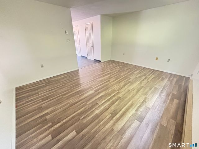 39 Horton Hill Road 6G, Naugatuck, CT 06770