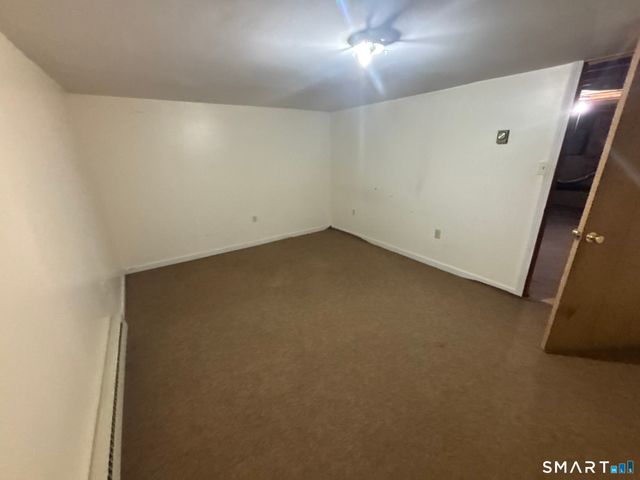 39 Horton Hill Road 6G, Naugatuck, CT 06770