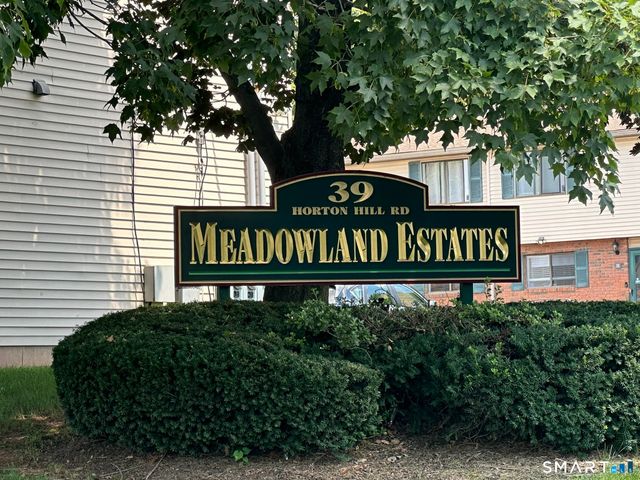 39 Horton Hill Road 6G, Naugatuck, CT 06770