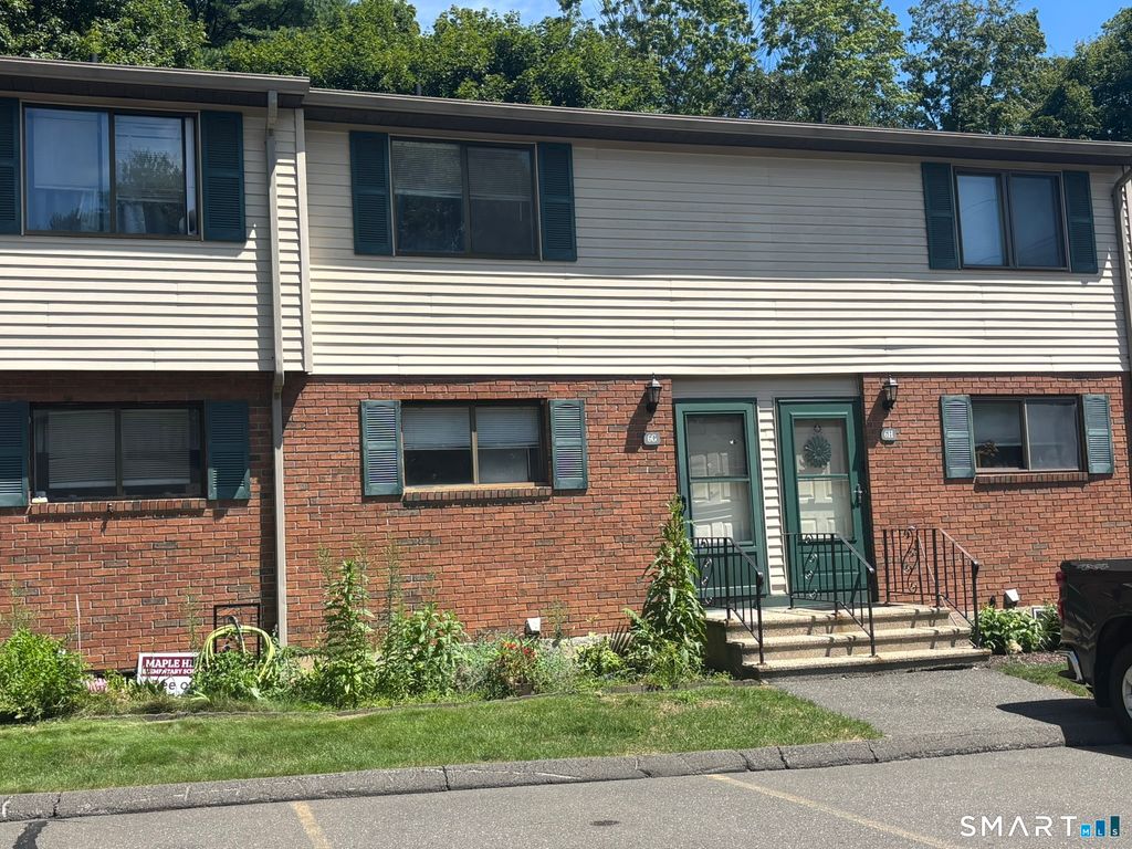 39 Horton Hill Road 6G, Naugatuck, CT 06770