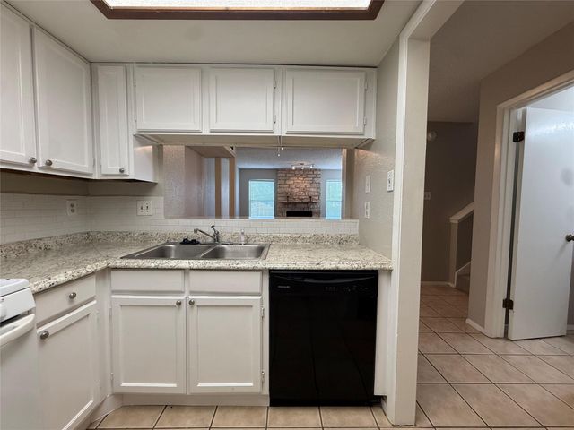 12307 DEER FALLS DR, Austin, TX 78664
