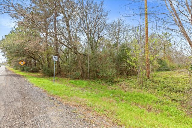 9192 State Highway 75 S, New Waverly, TX 77358