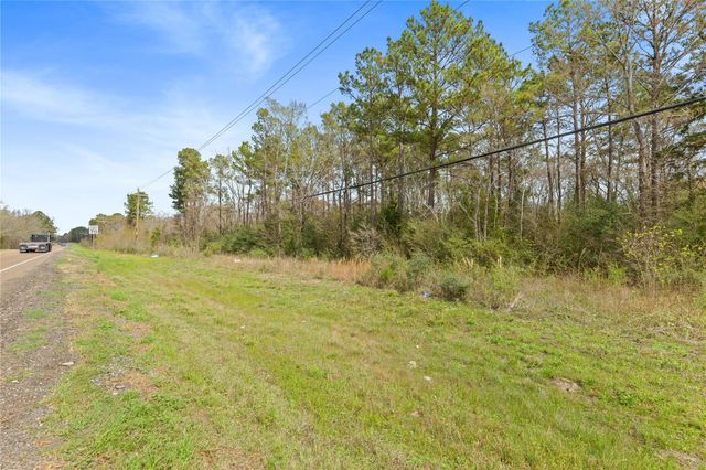 9192 State Highway 75 S, New Waverly, TX 77358