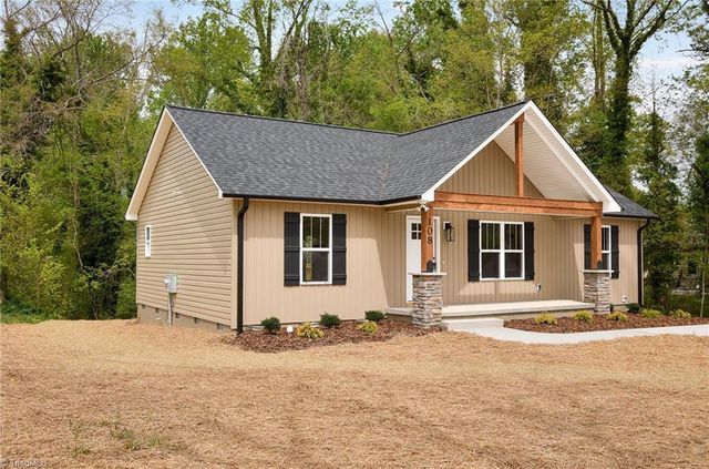 108 Unity Street, Thomasville, NC 27360