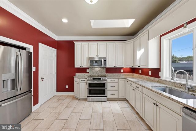 59 HOWARDS LN, Boyce, VA 22620