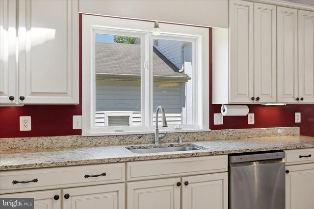 59 HOWARDS LN, Boyce, VA 22620