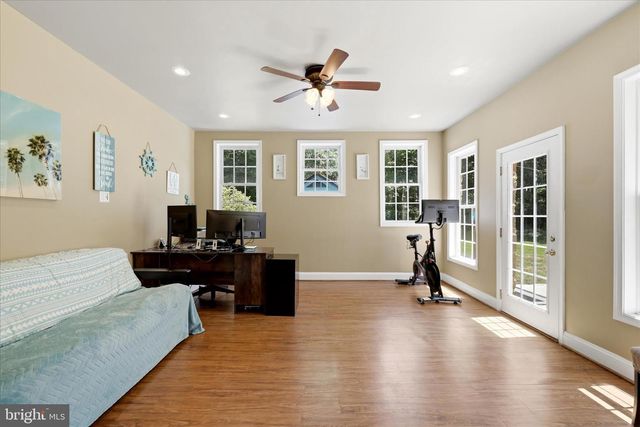 59 HOWARDS LN, Boyce, VA 22620