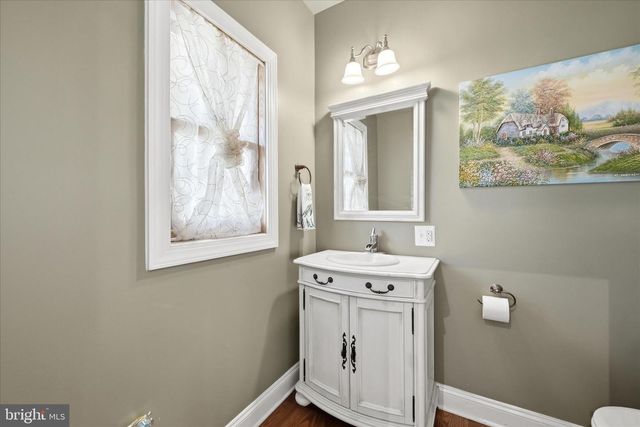 59 HOWARDS LN, Boyce, VA 22620