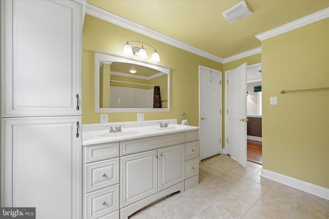 59 HOWARDS LN, Boyce, VA 22620