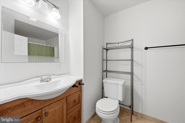 59 HOWARDS LN, Boyce, VA 22620