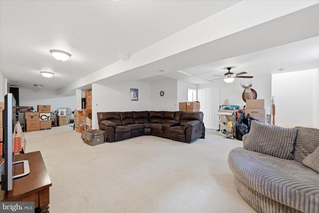 59 HOWARDS LN, Boyce, VA 22620