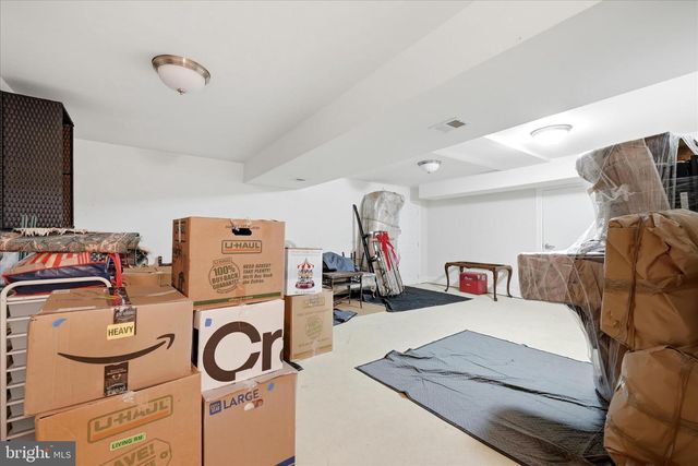 59 HOWARDS LN, Boyce, VA 22620