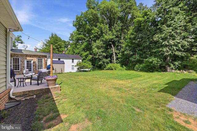 59 HOWARDS LN, Boyce, VA 22620