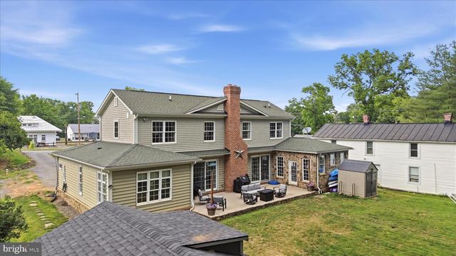 59 HOWARDS LN, Boyce, VA 22620