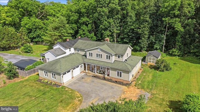 59 HOWARDS LN, Boyce, VA 22620